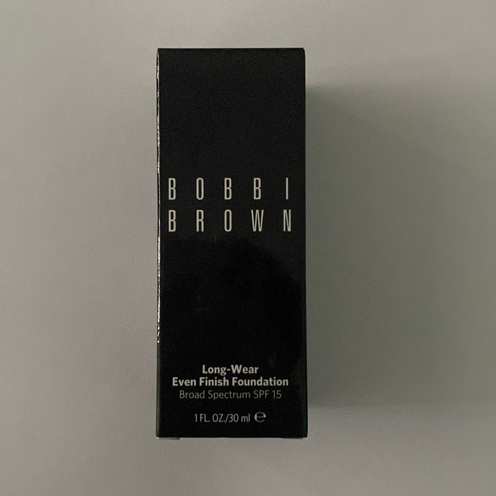 Bobby Brown foundation sand 2